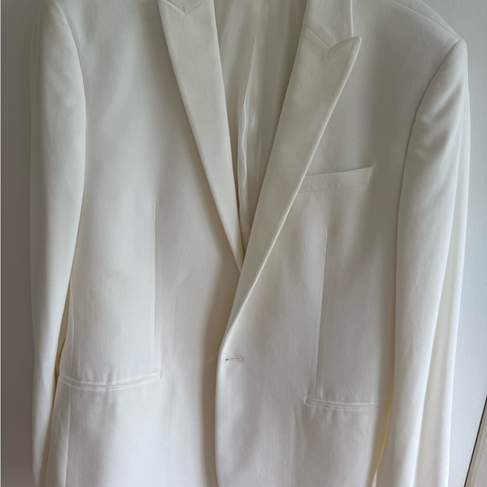 Express White Tuxedo Blazer with Notched Lapel